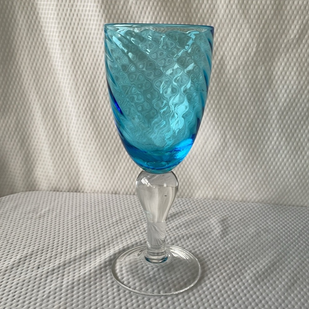 Hand Blown Aqua Blue  14 oz Wine Glass in an optic  swirl pattern and clear stem - Picture 6 of 6